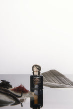 Load image into Gallery viewer, CONCENTRATED PERFUME AL AZAL OUD-6ML